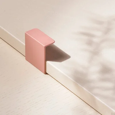 Hide 40 edge furniture handle, metal, pink