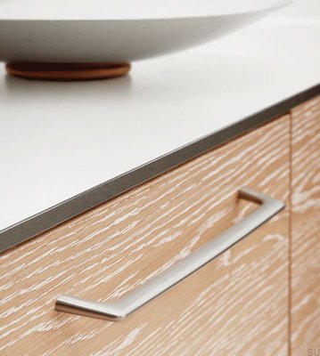 Vista 256 Metal Elongated Furniture Handle Silver Brushed