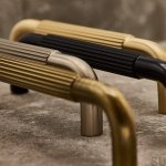 helix-stripe-handt-brons_2.jpg