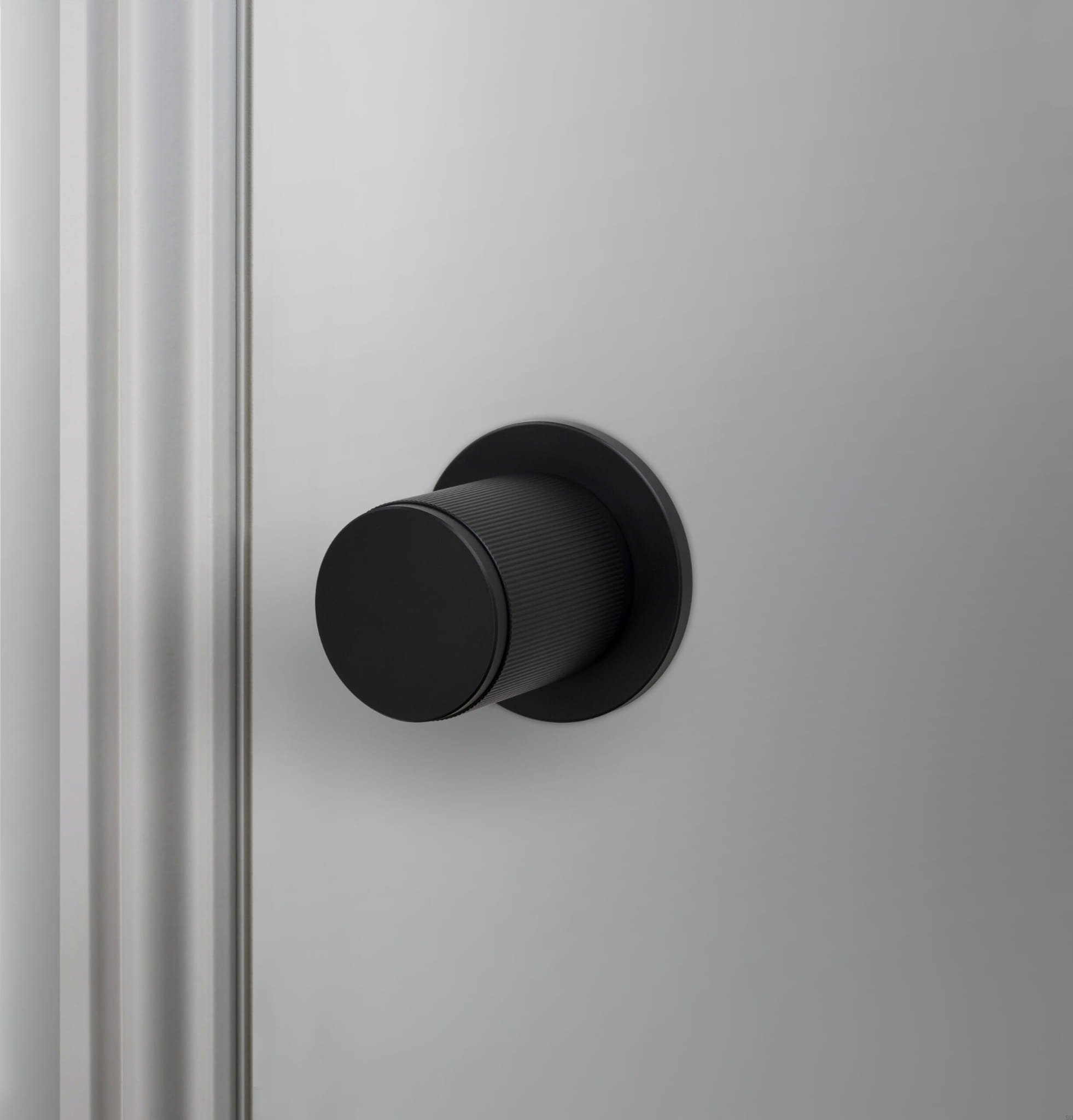 Door-Knob_FixedROW_Linear_Front_Welders-Black_A1_Web_Square-1-scaled.jpg