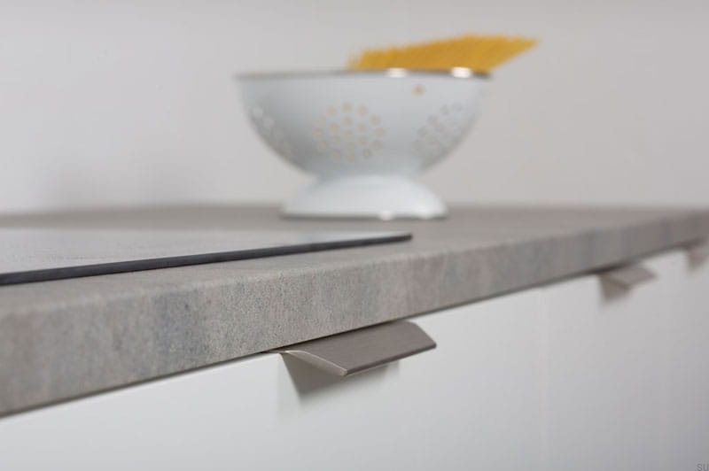 0375064L24--Uchwyt-Meblowy-Krawędziowy-Vann-100-Srebrny-Aluminiowy-Viefe-Skandynawskie-Uchwyty_3