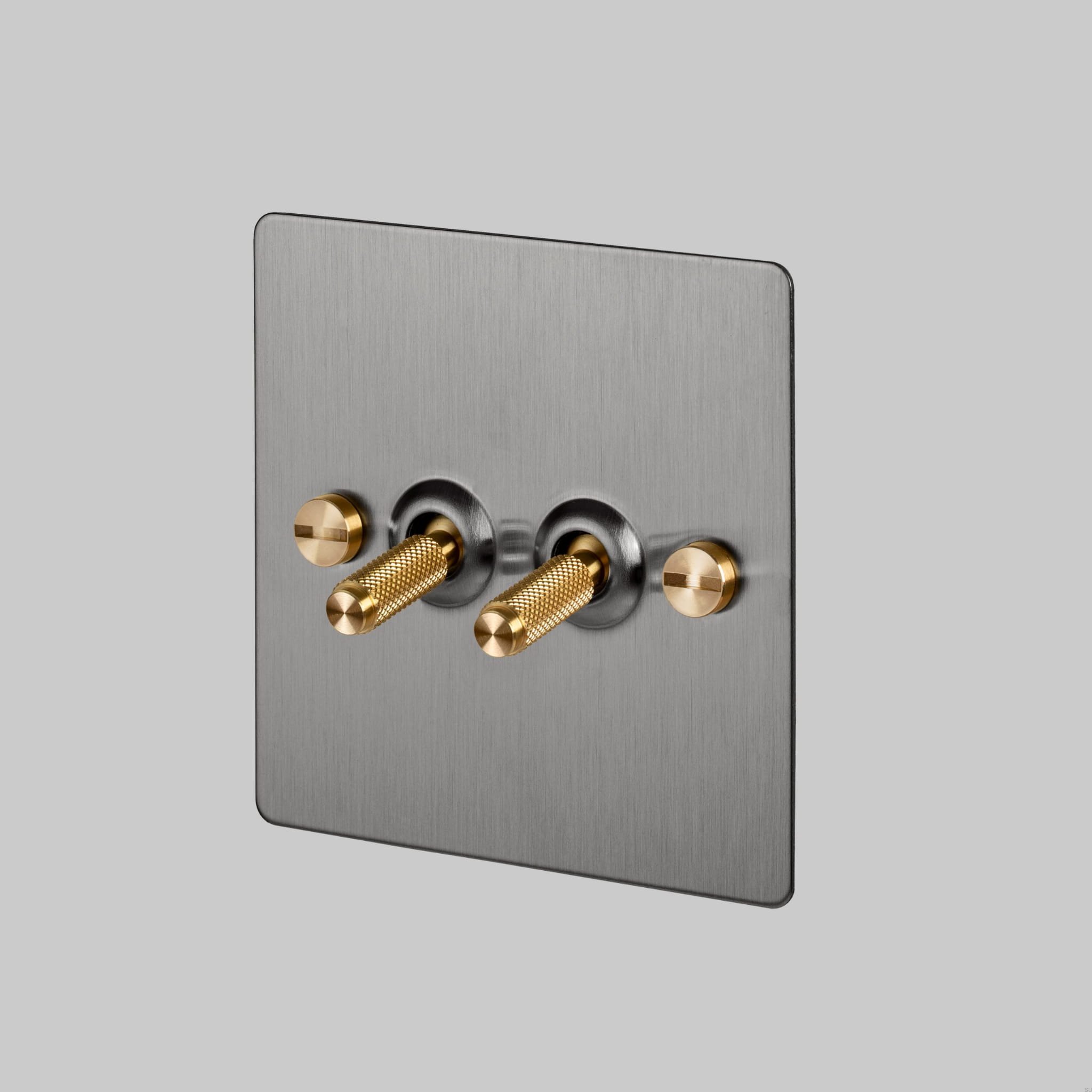 1.-2G_Toggle_Steel_Brass-scaled.jpg