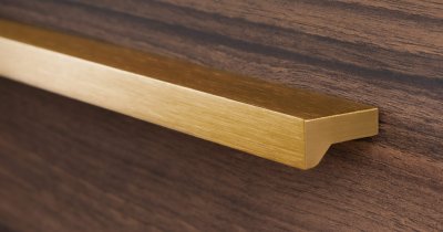Angle 200 oblong furniture handle Gold Brushed
