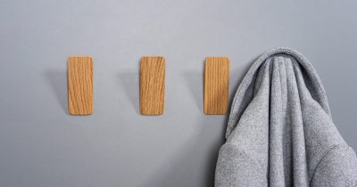 Switch Wooden Oak Eco wall hanger