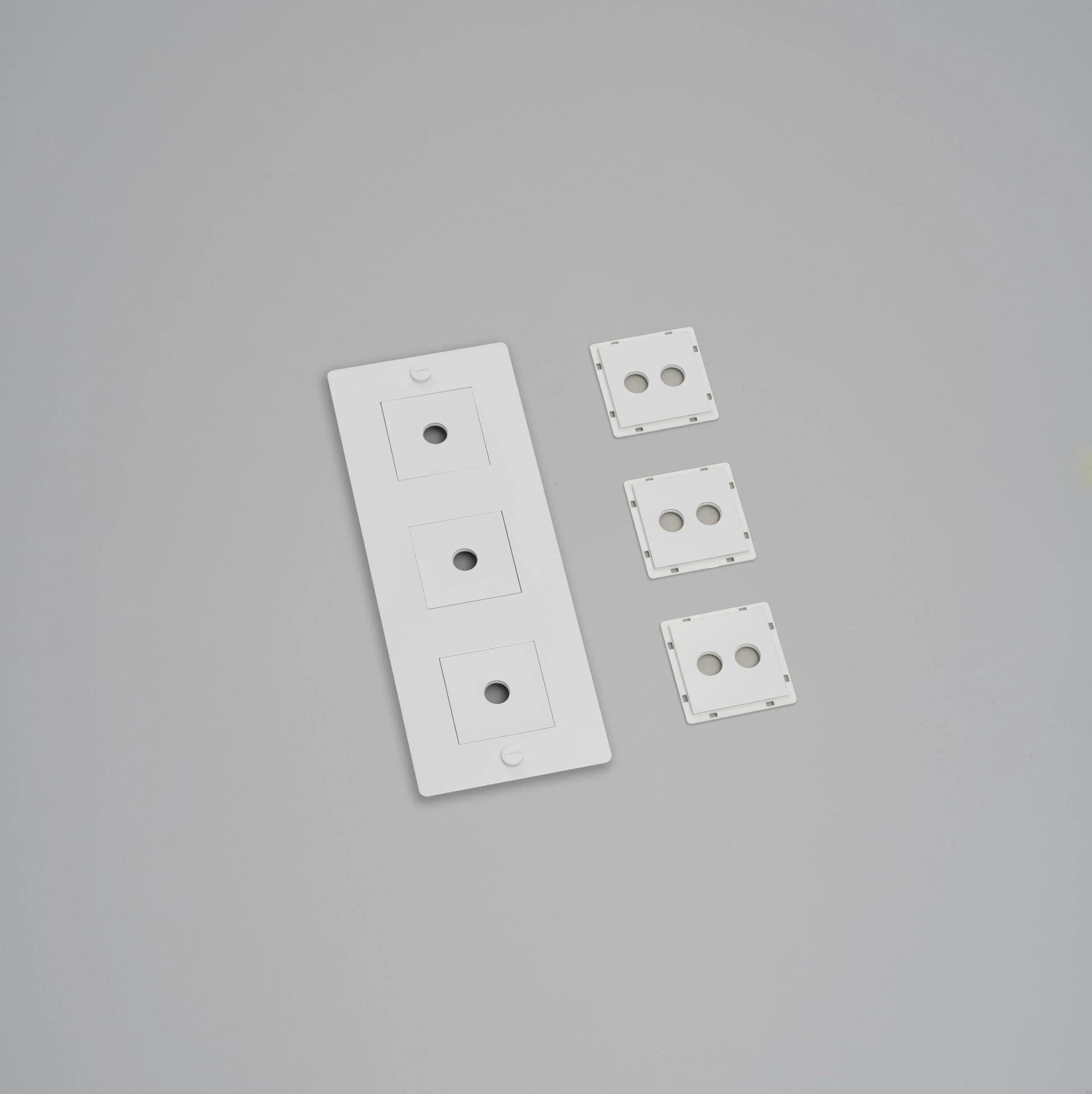 EU_ELECTRICITY_3G_Vertical_Wall_Plate_Infill_White-scaled.webp