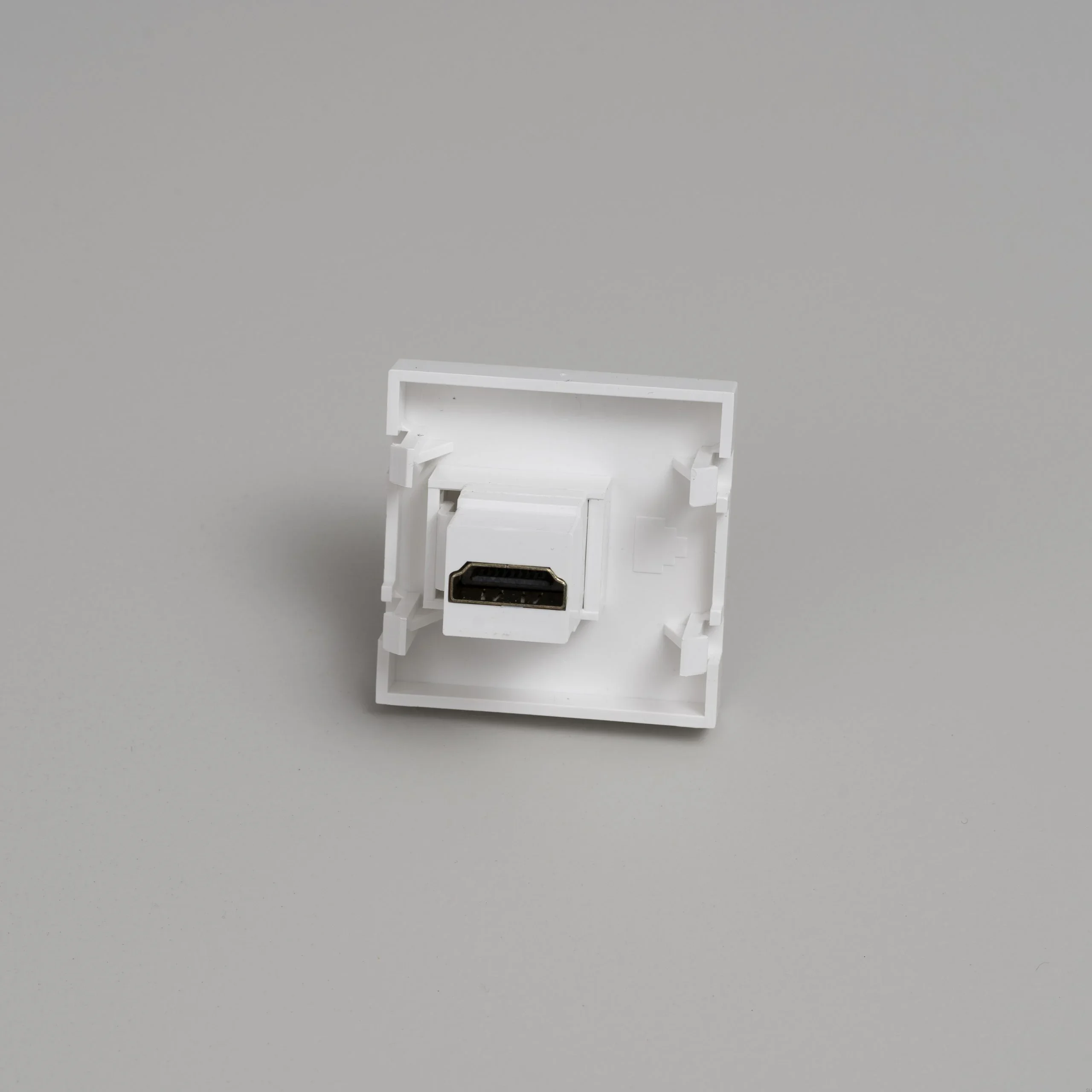 EU_Electricty_HDMI_White_Rear_Web-scaled.webp