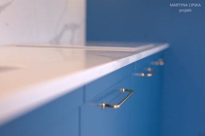 Elongated furniture handle 1353 192 Polished Brass Lacquered