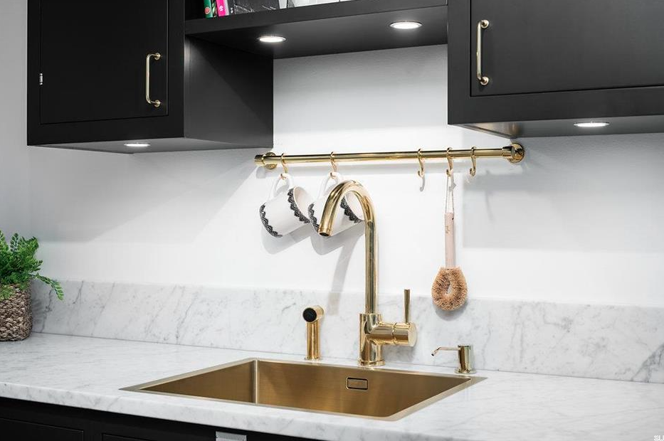 Poręcz (komplet) Mosiężna Polerowana 4.png