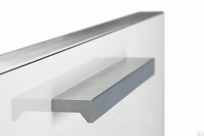 Angle 900 furniture handle Polished chrome