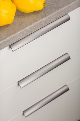 Ona 256 Edge Furniture Handle Aluminum Silver Anodized