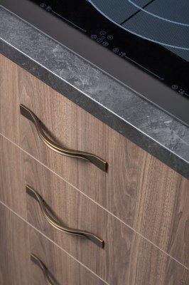 Raviolo 96 oblong furniture handle Antique gold