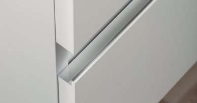 Grada 147 aluminum edge furniture handle White
