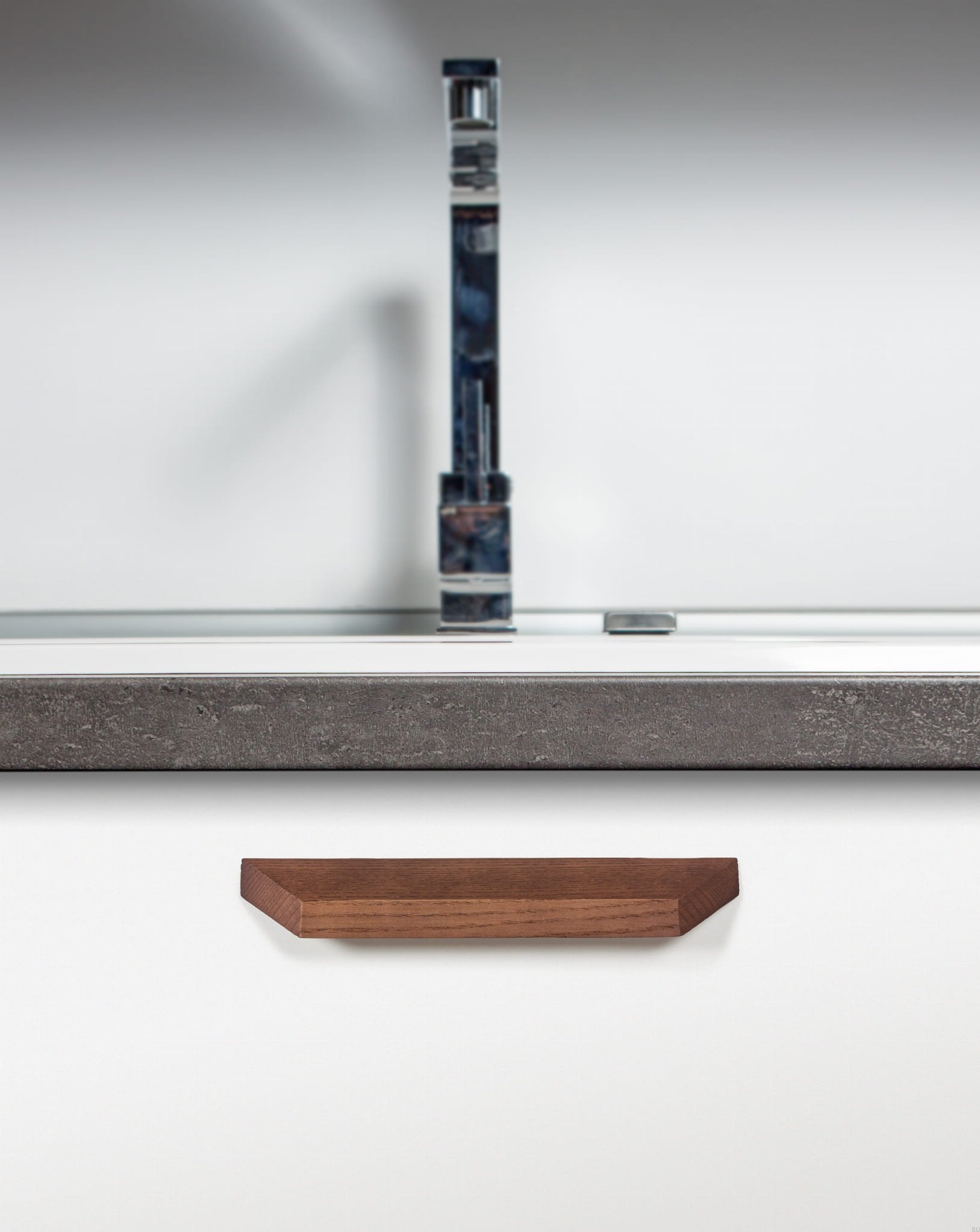 0340400W19--Uchwyt-meblowy-podłużny-Barcco-320-Drewniany-Orzech-Włoski-Viefe-Skandynawskie-Uchwyty_3