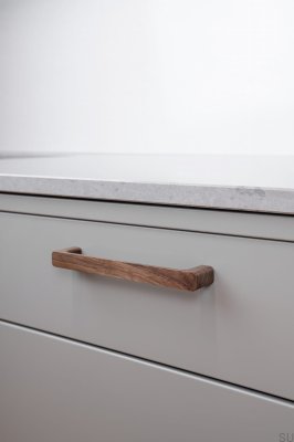 Elongated furniture handle Sans 160 Wooden Walnut