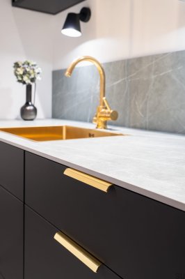 Edge furniture handle Side 160 Aluminum Gold Brushed