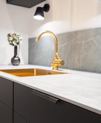 Edge furniture handle Side 160 Aluminum Black Matt