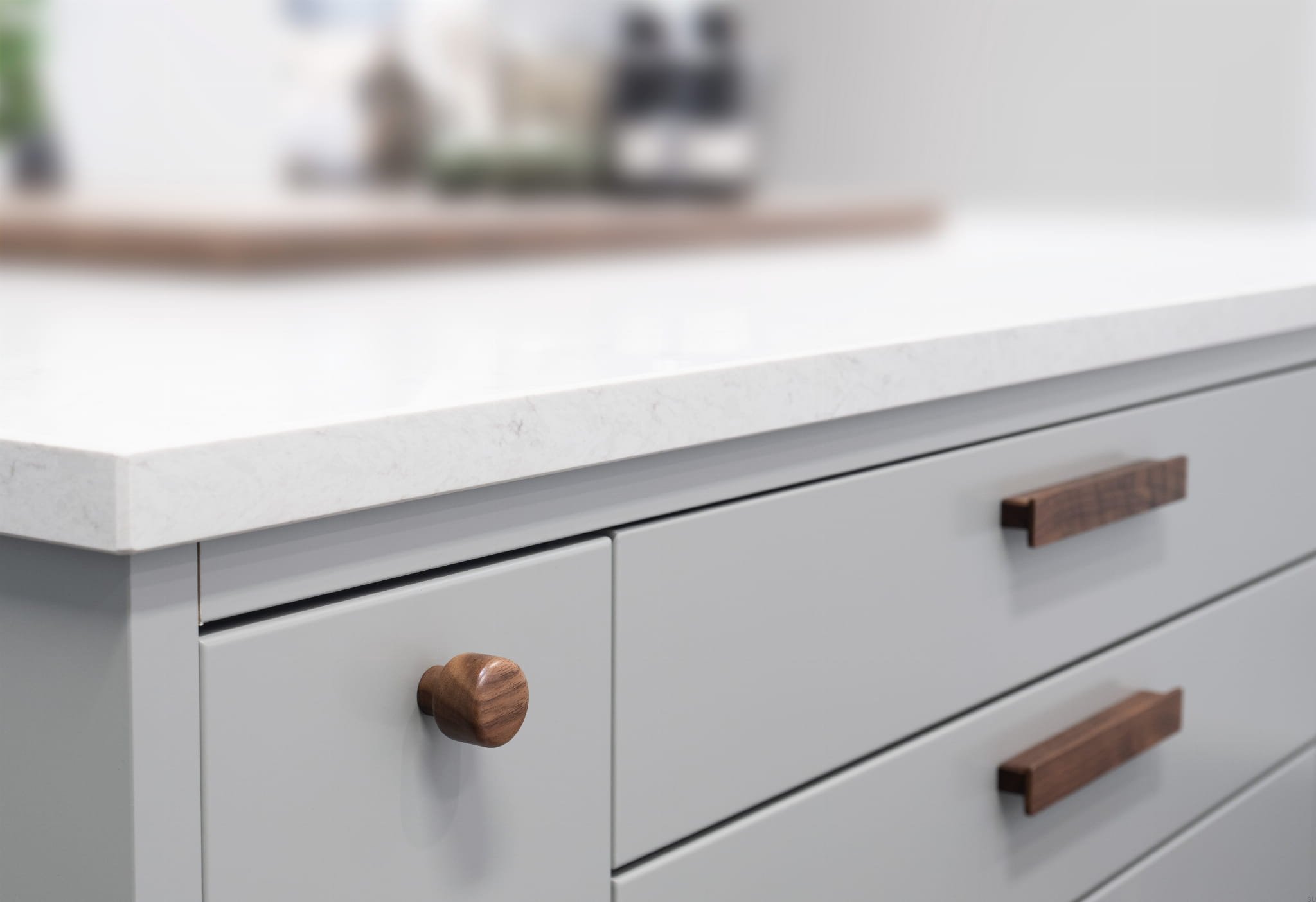 339365--Gałka-meblowa-Esther-Drewniana-Orzech-Włoski-Beslag-Design-Skandynawskie-Uchwyty_4