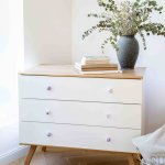 RDWhtAbrgn--Gałka-meblowa-Ren-White-Aubergine35-Drewniana-Bukowa-Vince-Skandynawskie-Uchwyty_3