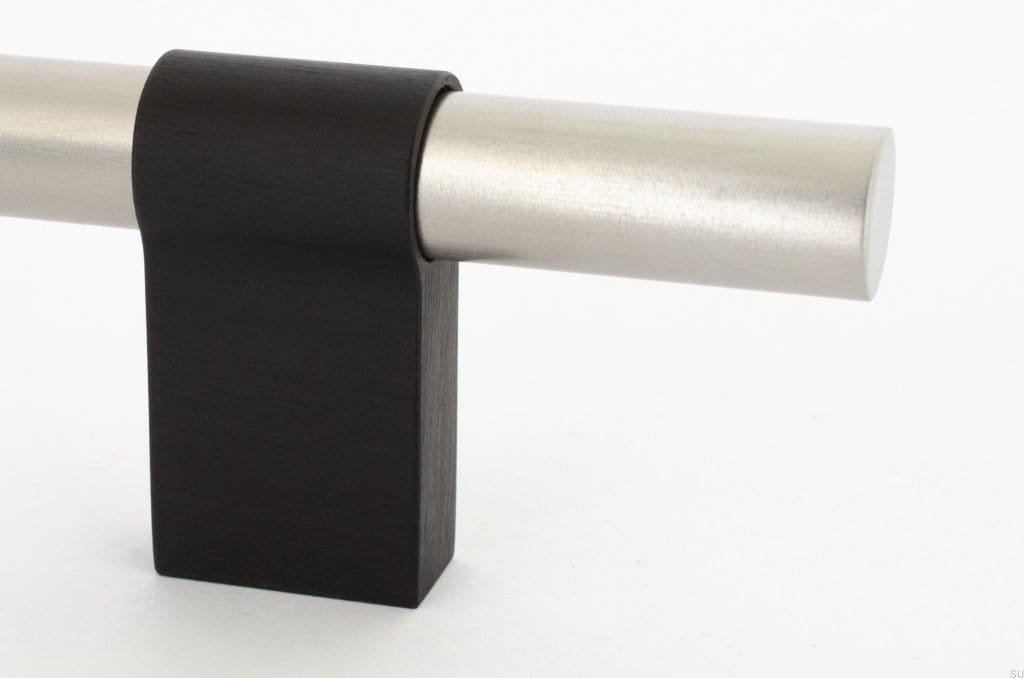 HA63AS/RB--Uchwyt-meblowy-podłużny-Line-Big-Mix-224-Stalowy-Szczotkowany-z-Czarnym-Aluminium-BB-Sweden-Skandynawskie-Uchwyty_1