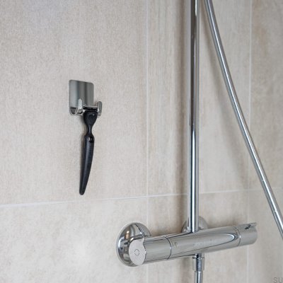 Base razor holder, polished chrome