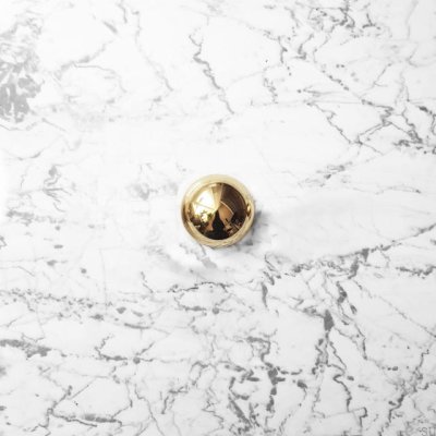 Odete S furniture knob, polished and lacquered brass