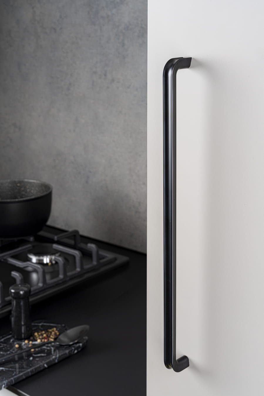 0603192ZM2--Uchwyt meblowy podłużny-Lipp-320-Metalowy-Czarny-Mat-Viefe-Uchwyty-Skandynawskie_5