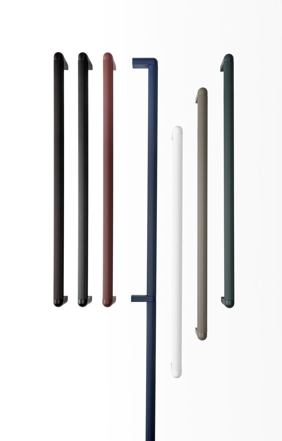 0655480LM2--Uchwyt-meblowy-podłużny-Riss-Big-480-Aluminiowy-Czarny-Mat-Viefe-Skandynawskie-Uchwyty_3