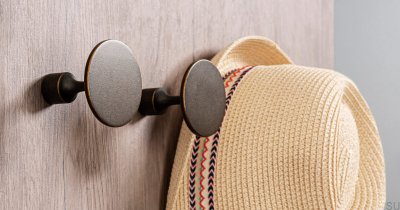 Floid Antique Bronze Wall Hanger