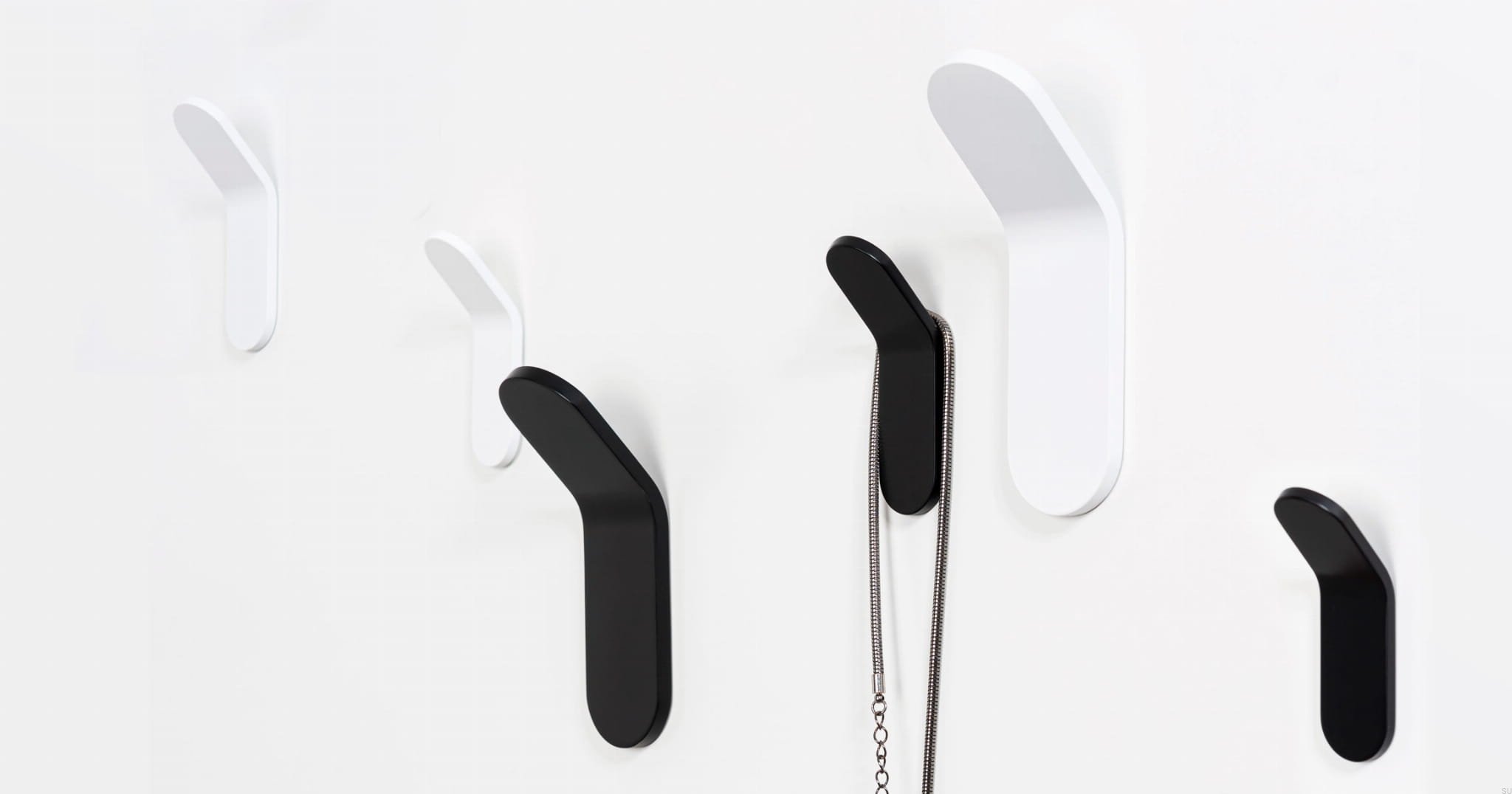 7012040LM2EI--Wieszak-ścienny-Tik-40-Aluminiowy-Czarny-Mat-Viefe-Skandynawskie-Uchwyty_2