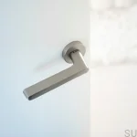 751033-41M--Klamka-do-Drzwi-Tavira-30-Srebrna-Szczotkowana-Zamek-Modułowy-Beslag-Design-Skandynawskie-Uchwyty_6