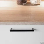 304330-11--Uchwyt-meblowy-podłużny-Bror-160-Metalowy-Czarny-Mat-Beslag-Design-Skandynawskie-Uchwyty_4