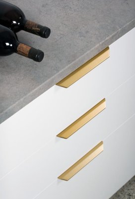 Vann 200 edge furniture handle Brushed gold