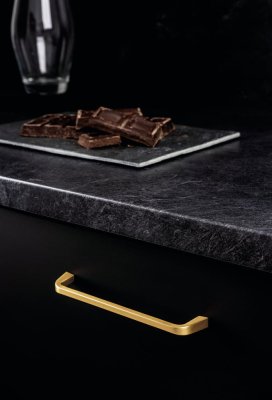 Long furniture handle Este 160 Brushed gold