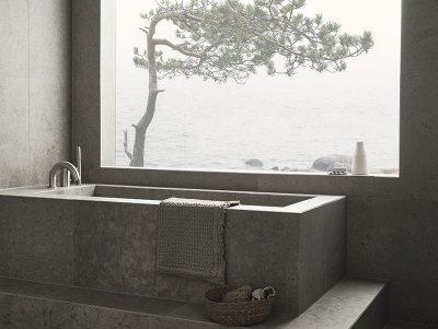 Three-hole bathtub faucet with spout and shower handset BI047, polished brass