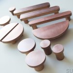 M_3-0-0-2--Uchwyt-meblowy-podłużny-Copper-Round-Drewniany-Dębowy-z-Miedzią-Szczotkowaną-Nielakierowaną-Dot-MAnufacture-Skandynawskie-Uchwyty_5