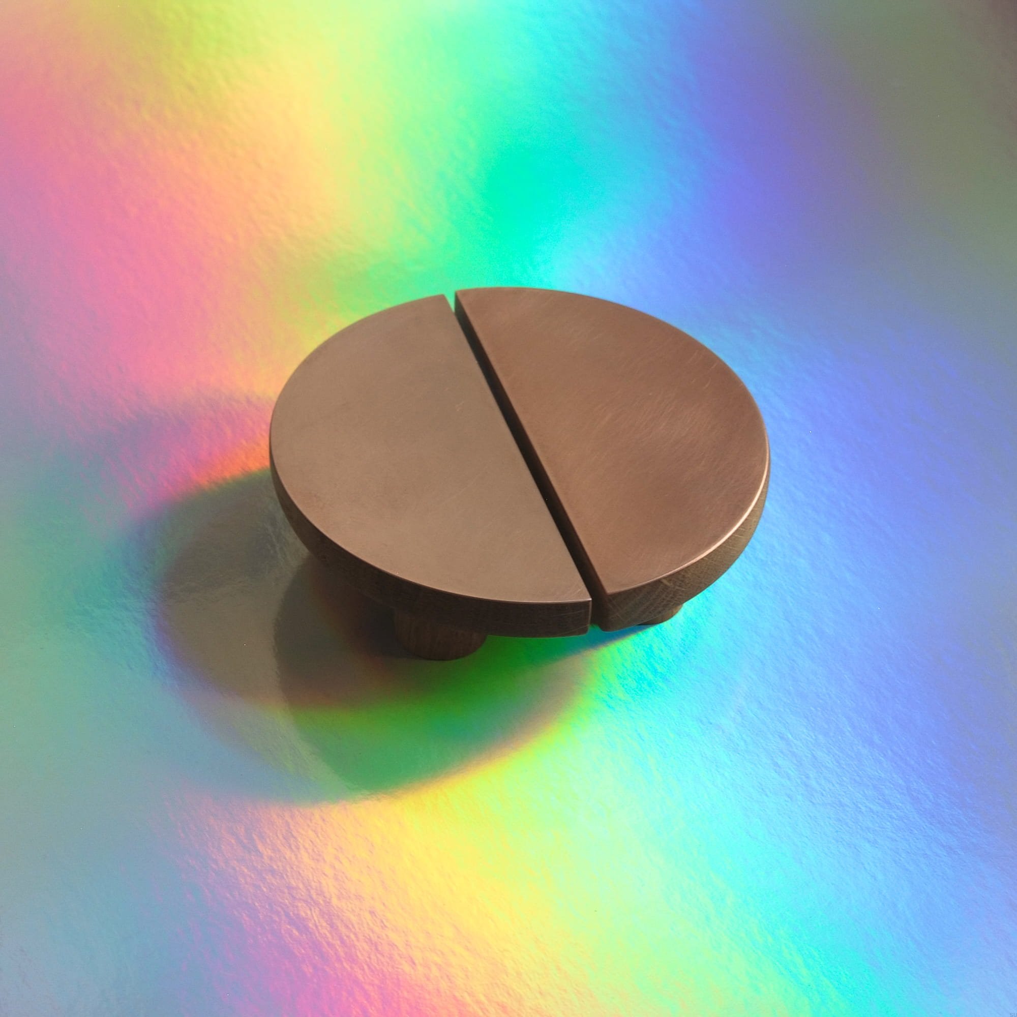 M_5-0-0-2--Uchwyt-meblowy-Copper-Półokrągły-Drewniany-Dębowy-z-Miedzią-Szczotkowana-Nielakierowana-Dot-Manufacture-Skandynawskie-Uchwyty_6