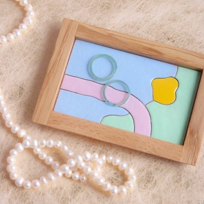 Scene Sweet wooden jewelry tray, enamelled