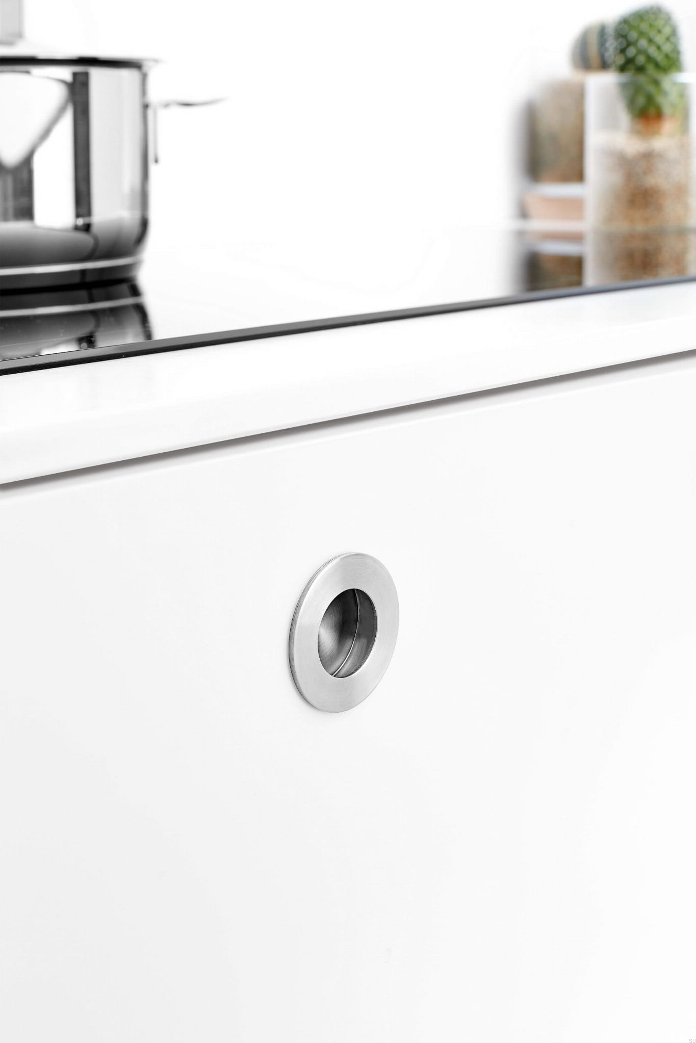 220230065-25.1--Uchwyt-meblowy-wpuszczany-Round-65-Stalowy-Srebrny-Polerowany-Furnipart-Skandynawskie-Uchwyty_2