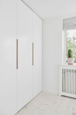 Edge Straight 600 Aluminum Furniture Handle Matt White