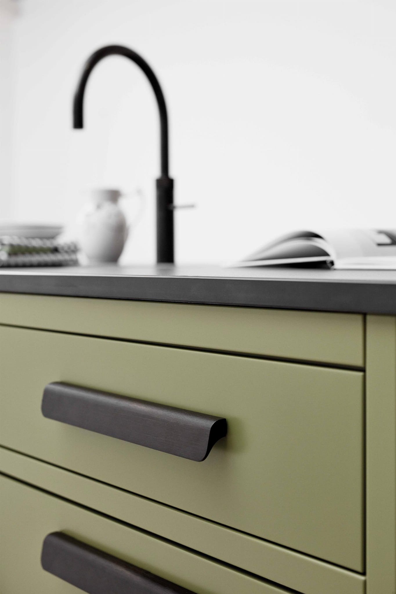 434320128-94--Uchwyt-meblowy-podłużny-Fall-128-Aluminiowy-Antyczny-Brąz-Furnipart-Skandynawskie-Uchwyty_2