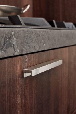 Station 320 Aluminum Silver Elongated Furniture Handle