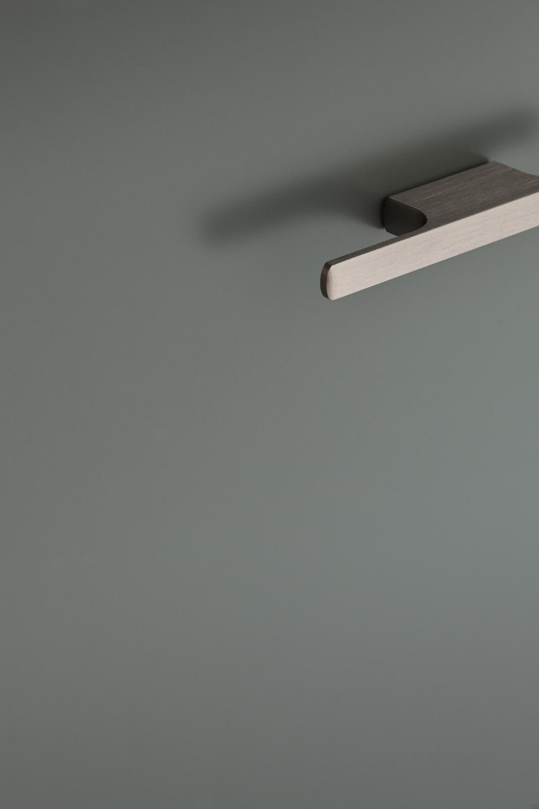 446320032-66--Uchwyt-meblowy-podłużny-Tau-32-Aluminiowy-Srebrny-Furnipart-Skandynawskie-Uchwyty_2