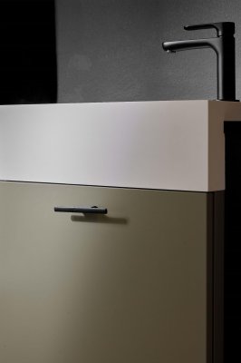 Tau 32 elongated furniture handle Aluminum Black Matt Brushed