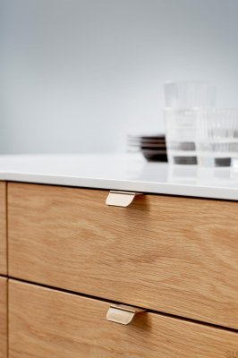 Accent 32 Aluminium Gold Brushed Edge Furniture Handle