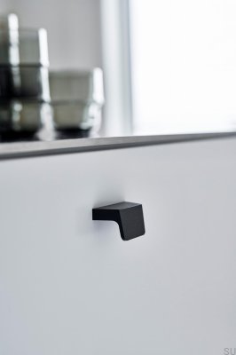 Envelope 32 elongated furniture handle Aluminum Black Matt Brushed