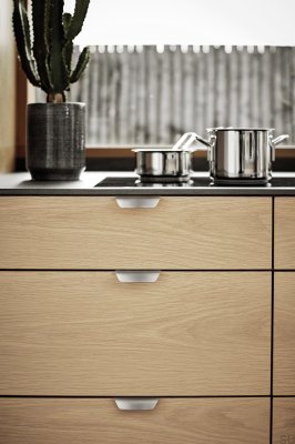 Wow 64 Metal Silver Brushed Edge Furniture Handle