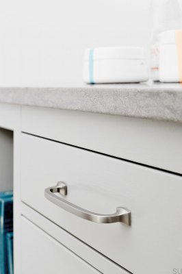 Classic 160 Metal Silver Elongated Furniture Handle