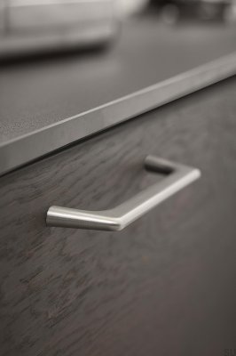 Vista 192 Metal Elongated Furniture Handle Silver Brushed