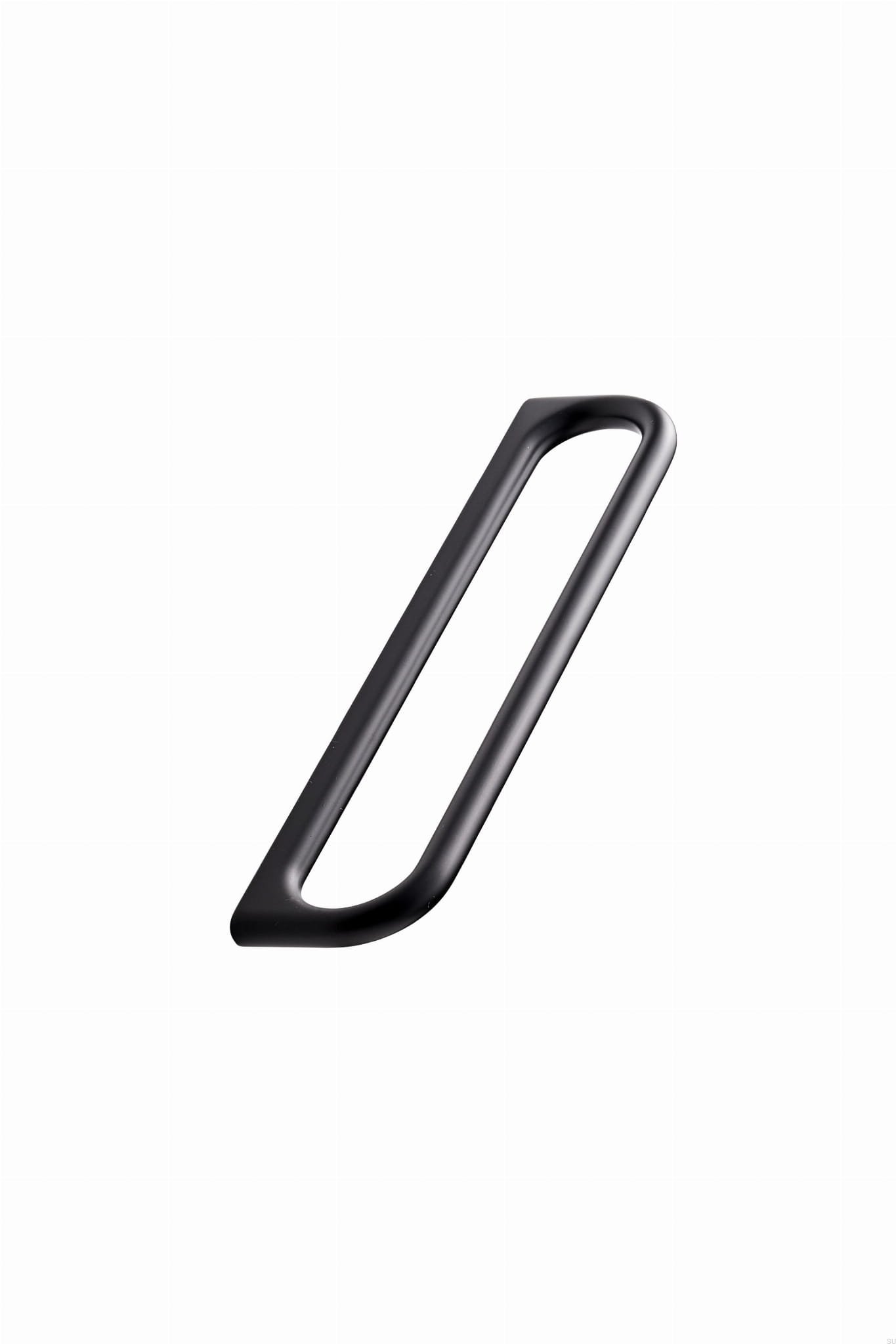 544560160-9005--Uchwyt-meblowy-podłużny-Luck-160-Metalowy-Czarny-Mat-Furnipart-Skandynawskie-Uchwyty_1