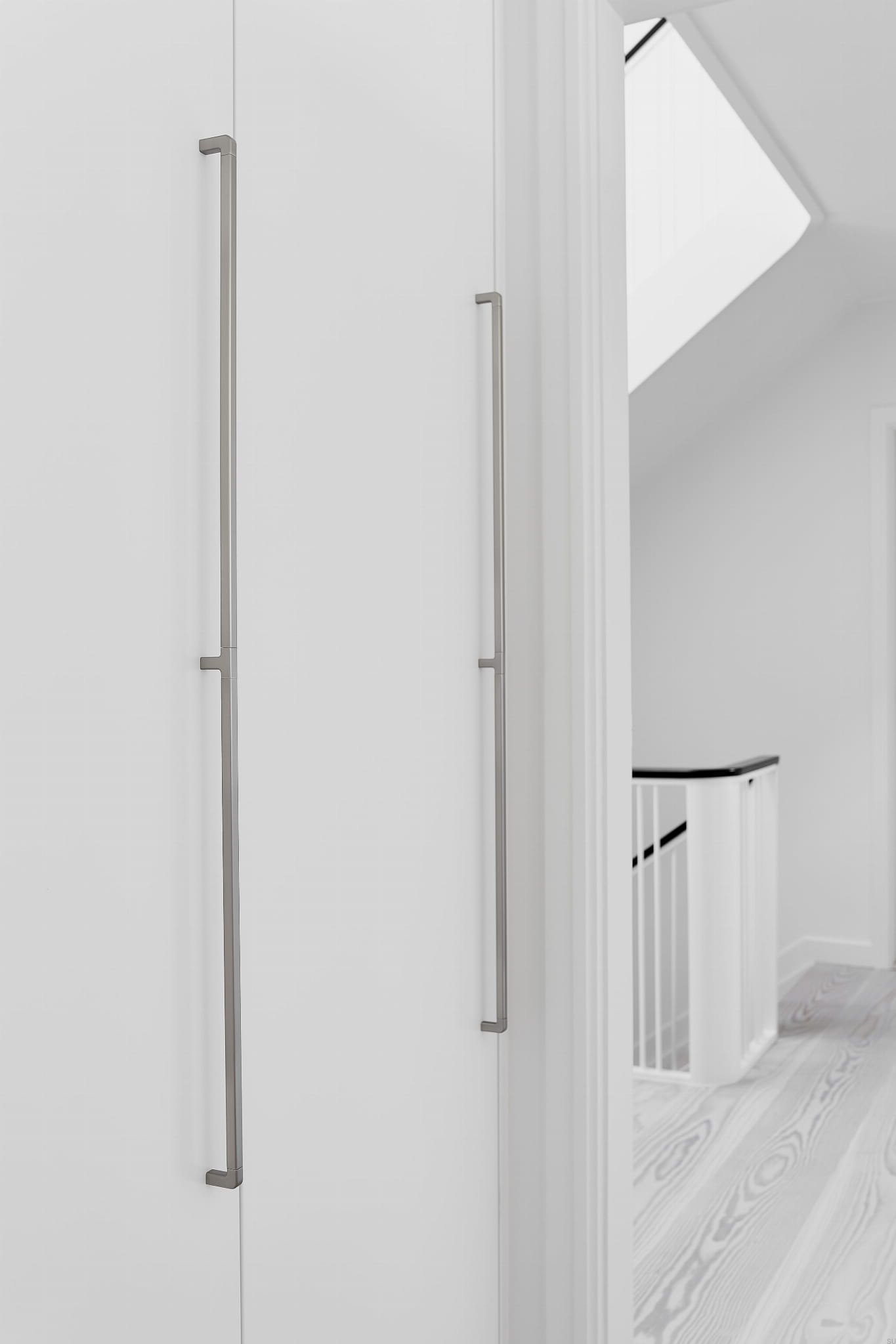 5524201088-66--Uchwyt-meblowy-podłużny-Mango-2x544-Aluminiowy-Srebrny-Furnipart-Skandynawskie-Uchwyty_1